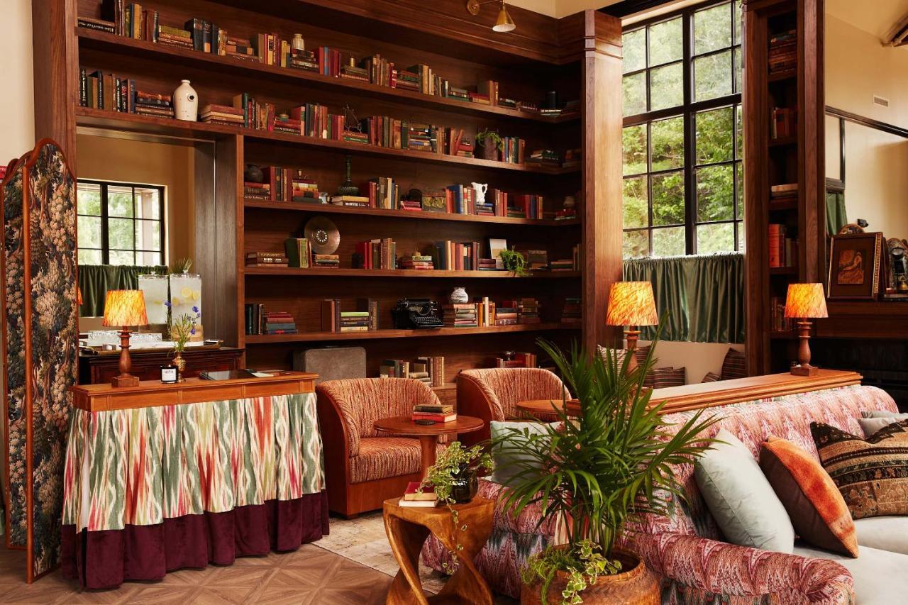 Hotel Berkshires Untold Lenox Esterno foto