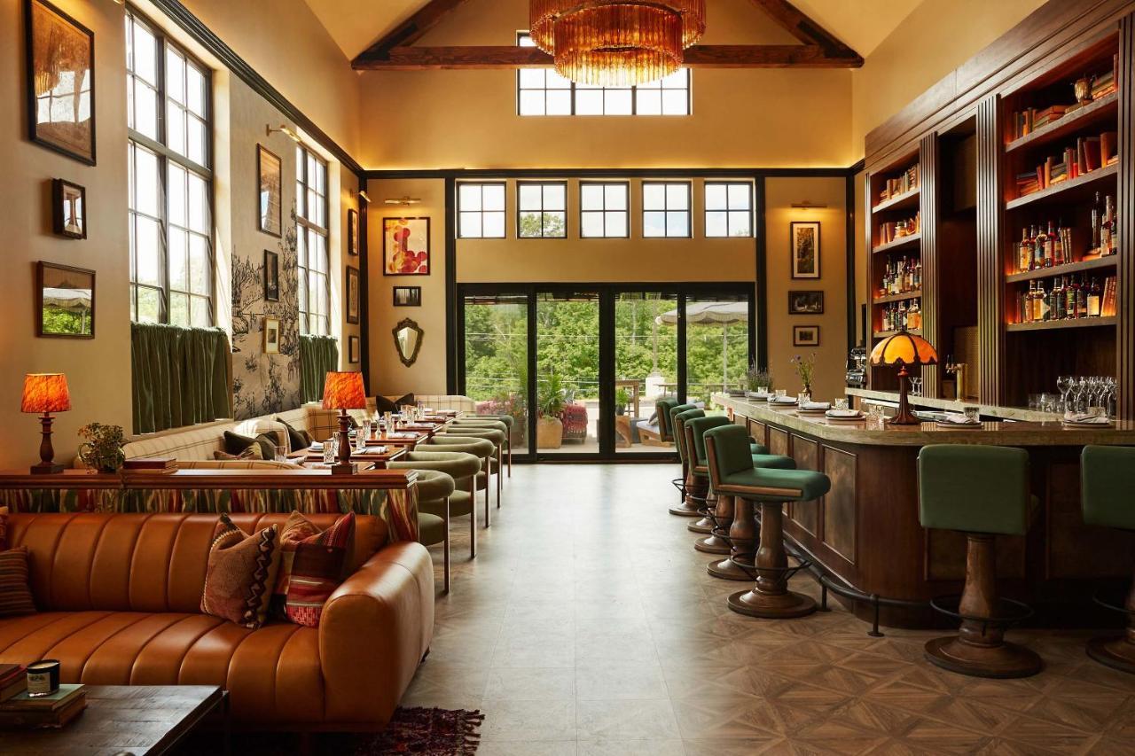 Hotel Berkshires Untold Lenox Esterno foto