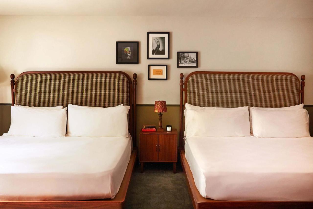 Hotel Berkshires Untold Lenox Esterno foto