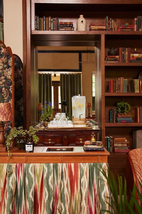 Hotel Berkshires Untold Lenox Esterno foto