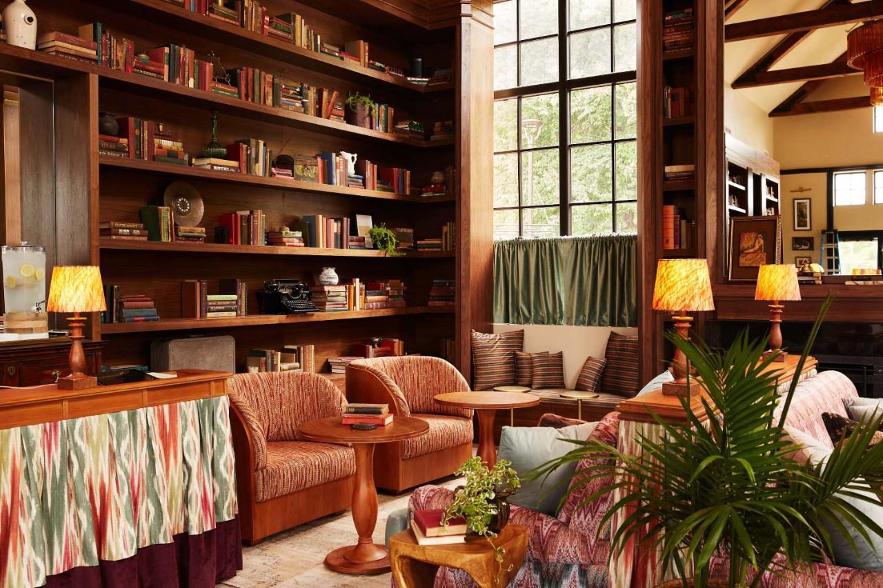 Hotel Berkshires Untold Lenox Esterno foto